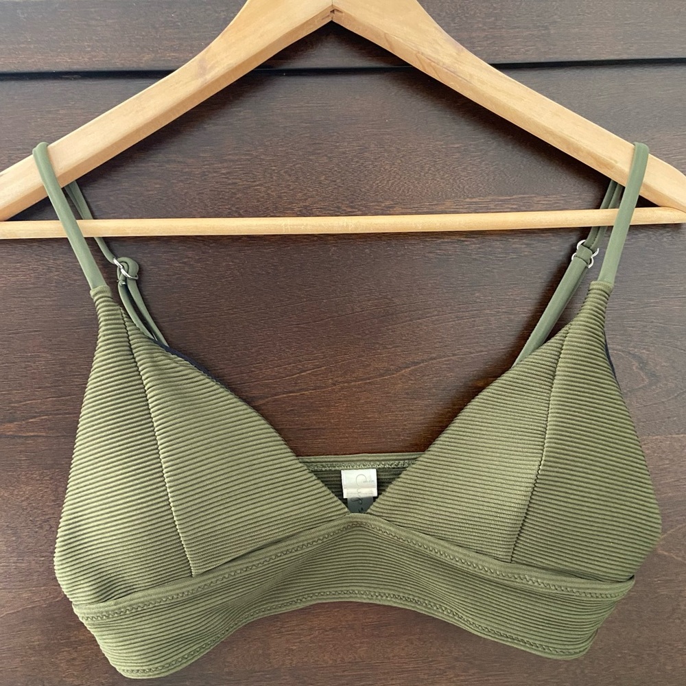 Cupshe Triangle Bikini Top